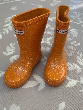 Hunter Orange Glitter Children's Rain Boots Size  7